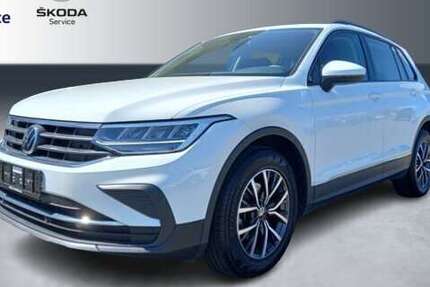 VW Tiguan 38.300 km 26.370 € Wolfsburg 38446