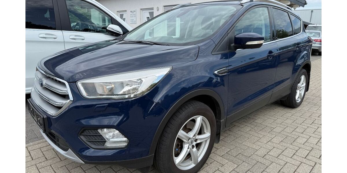 Ford Kuga 142.617 km 7.990 &euro; Rheinbach 53359