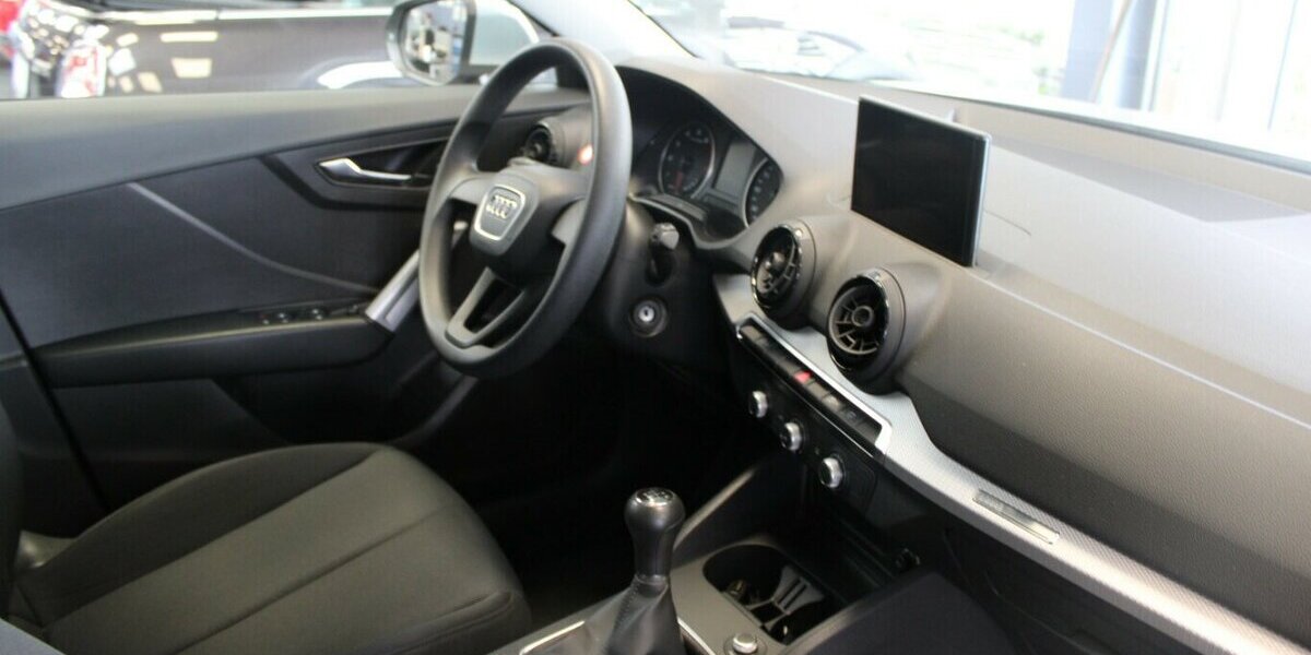 Audi Q2 1.0 TFSI Ultra - AHK - 110.909 km 12.980 &euro; Euskirchen 53881