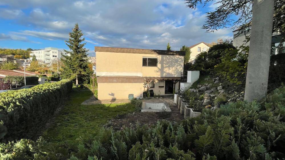 Mehrfamilienhaus, Wohnhaus Weil der Stadt - 6 Zimmer, 132 m&sup2;, 2.300&euro; | Angebot:23958811