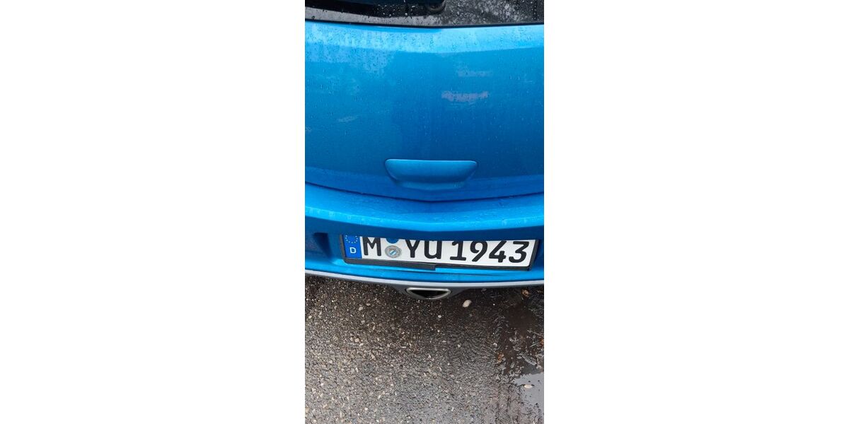 Opel Corsa 245.000 km 3.999 &euro; München 81475