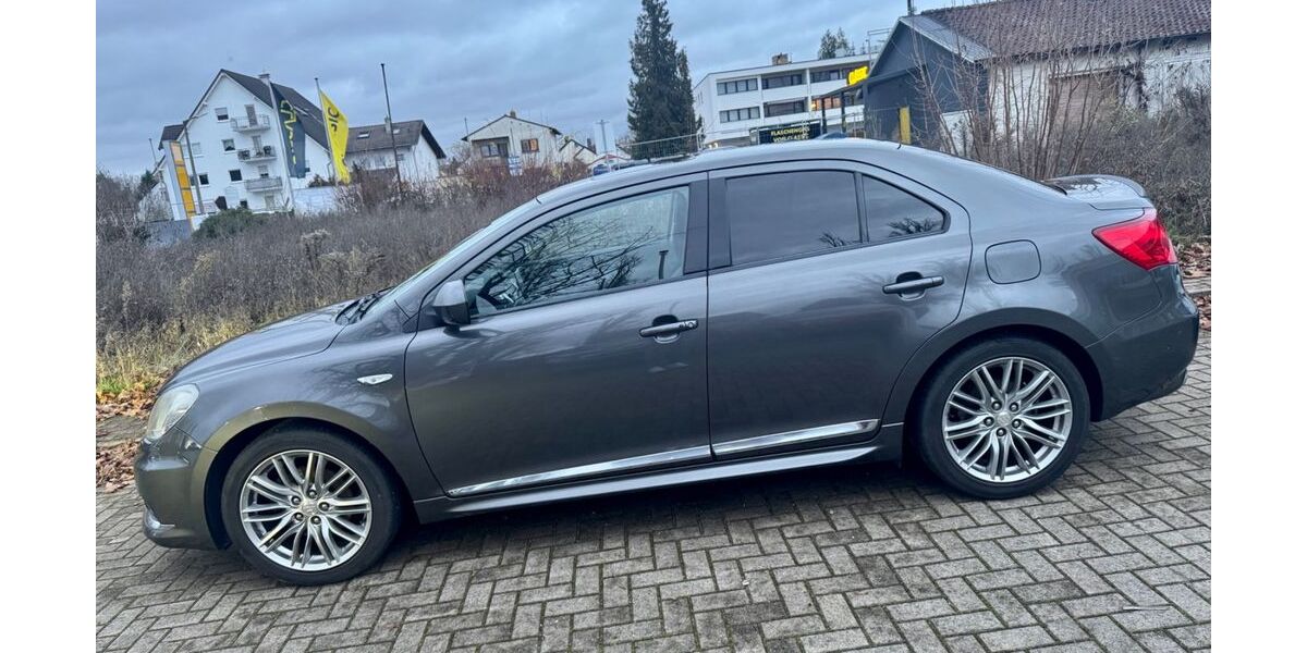 Suzuki Kizashi 198.000 km 5.990 &euro; Worms 67551