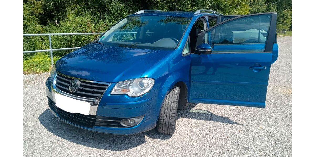 VW Touran 195.000 km 3.300 &euro; Geretsried 82538