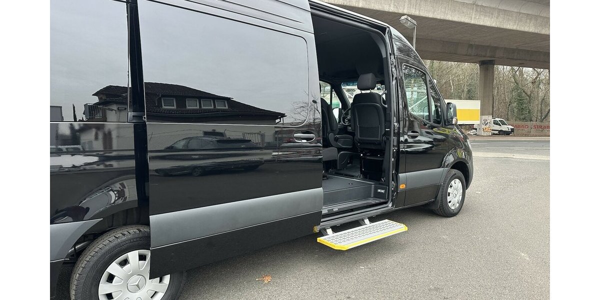 Mercedes-Benz Sprinter 317 CDI RWD PRO L3 Tourer Dachklima 31.426 km 59.381 &euro; Mainz 55122