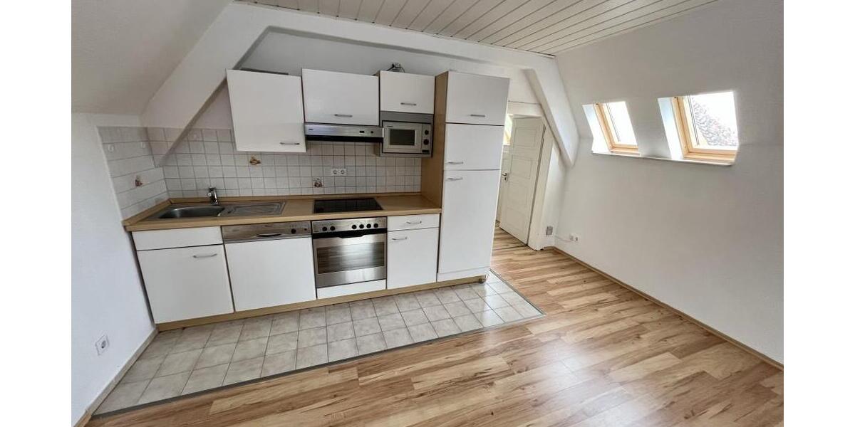 Pölzig! 2 Zimmer Wohnung mit Einbauküche und Charme! - Dachgeschoßwohnung Pölzig Sachsenroda | Angebot:26820836