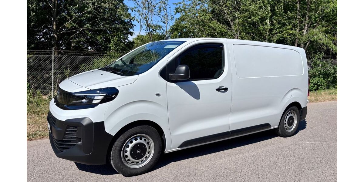 Opel Vivaro 13.000 km 28.200 &euro; Neunkirchen 66540
