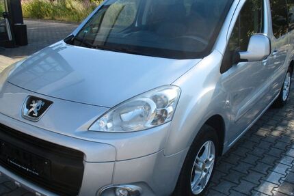 Peugeot Partner 140.000 km 6.200 &euro; Florstadt 61197