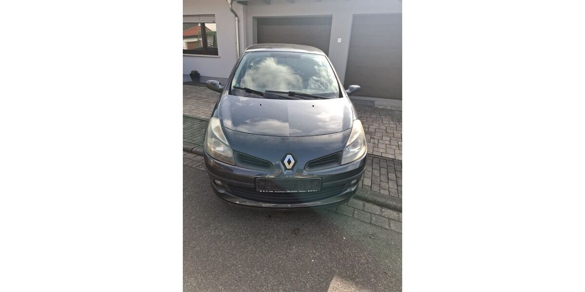 Renault Clio 175.000 km 1.400 &euro; Altenbuch 97901
