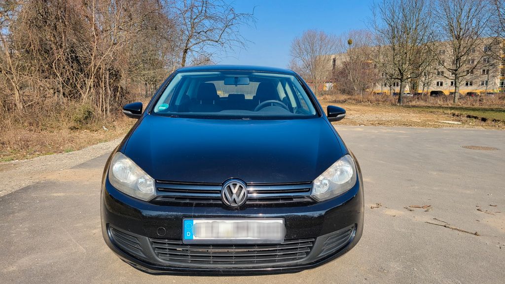 VW Golf 148.743 km 3.850 &euro; Dresden 01277