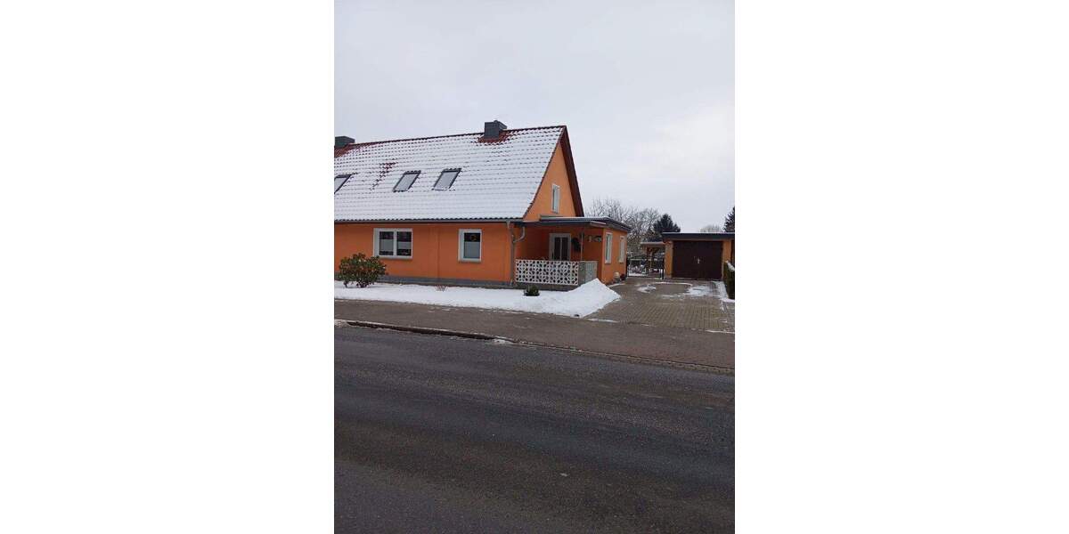 DHH in Weitendorf bei Laage nur 5 Minuten zur A 19 ab 01.04.2026 zu vermieten 4 zimmer