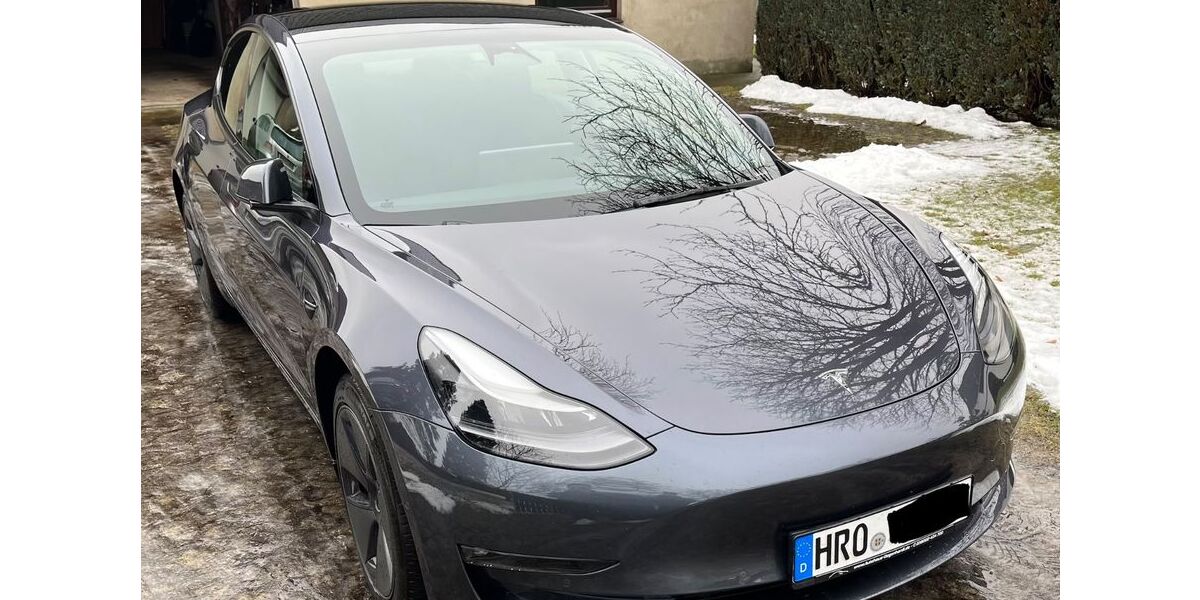 Tesla Model 3 48.000 km 28.300 &euro; Rostock 18059