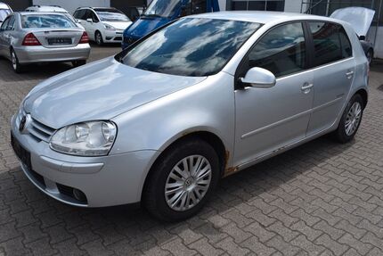VW Golf 217.000 km 1.400 &euro; Niederfüllbach 96489