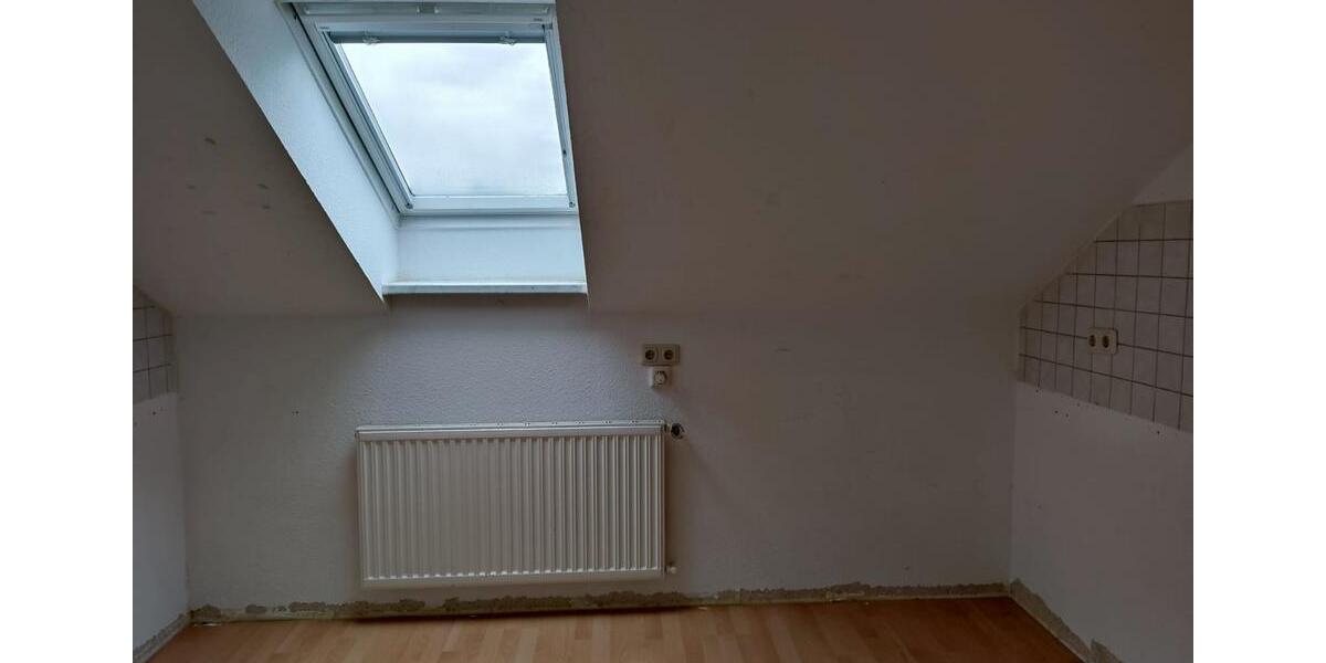 Mehrfamilienhaus, Wohnhaus Werdau - 8 Zimmer, 200 m&sup2;, 125.000&euro; | Angebot:26962795