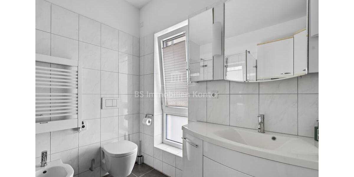 Etagenwohnung Papenburg - 3 Zimmer, 98 m&sup2;, 950&euro; | Angebot:26676417