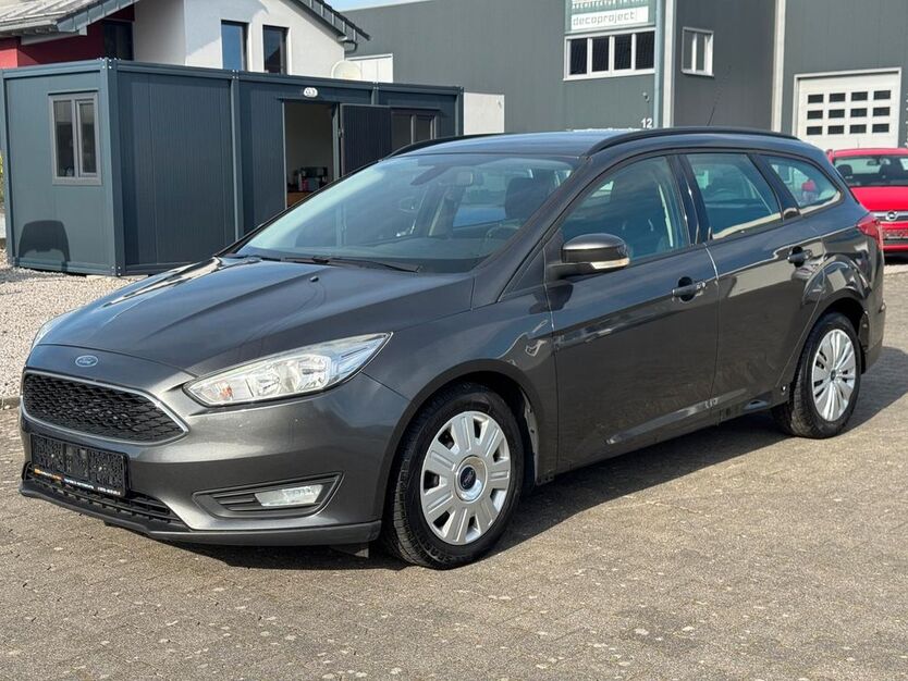Ford Focus 133.446 km 5.950 € Xanten 46509