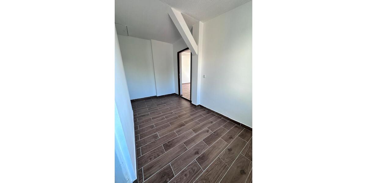 Etagenwohnung Finsterwalde - 3 Zimmer, 59 m&sup2;, 560&euro; | Angebot:26398622