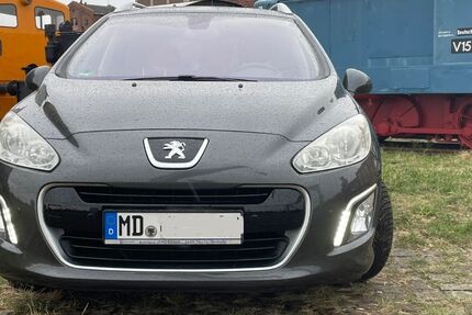Peugeot 308 70.050 km 6.200 &euro; Magdeburg 39106