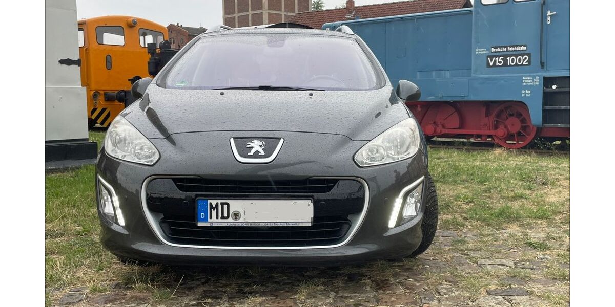 Peugeot 308 70.050 km 6.200 &euro; Magdeburg 39106