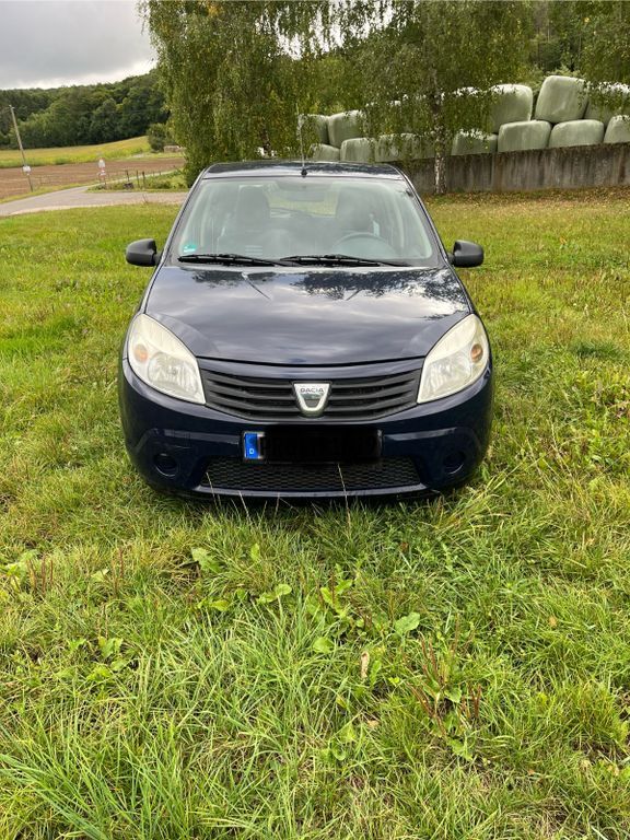 Dacia Sandero 128.000 km 3.199 € Oberweis 54636