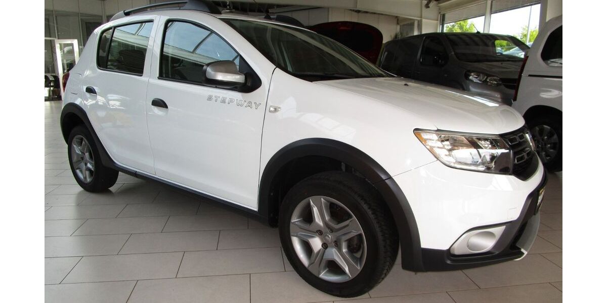 Dacia Sandero 25.400 km 10.490 &euro; Artern 06556