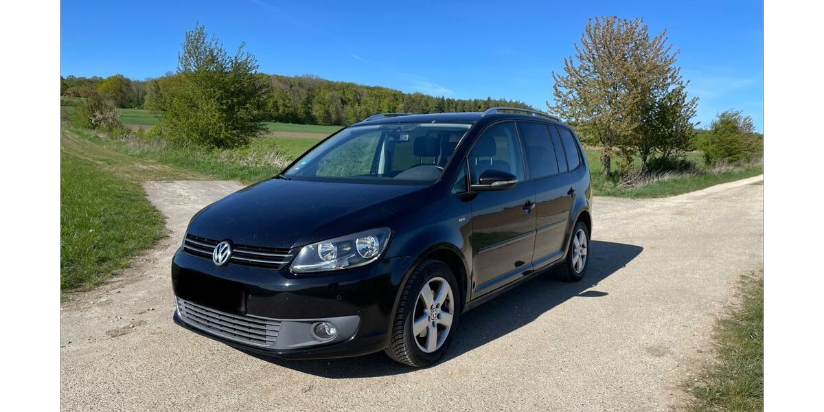 VW Touran 142.392 km 9.400 &euro; Finningen 89435