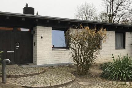 Haus Rotenburg (Wümme) - 5 Zimmer, 298 m&sup2;, 1.800&euro; | Angebot:27607926