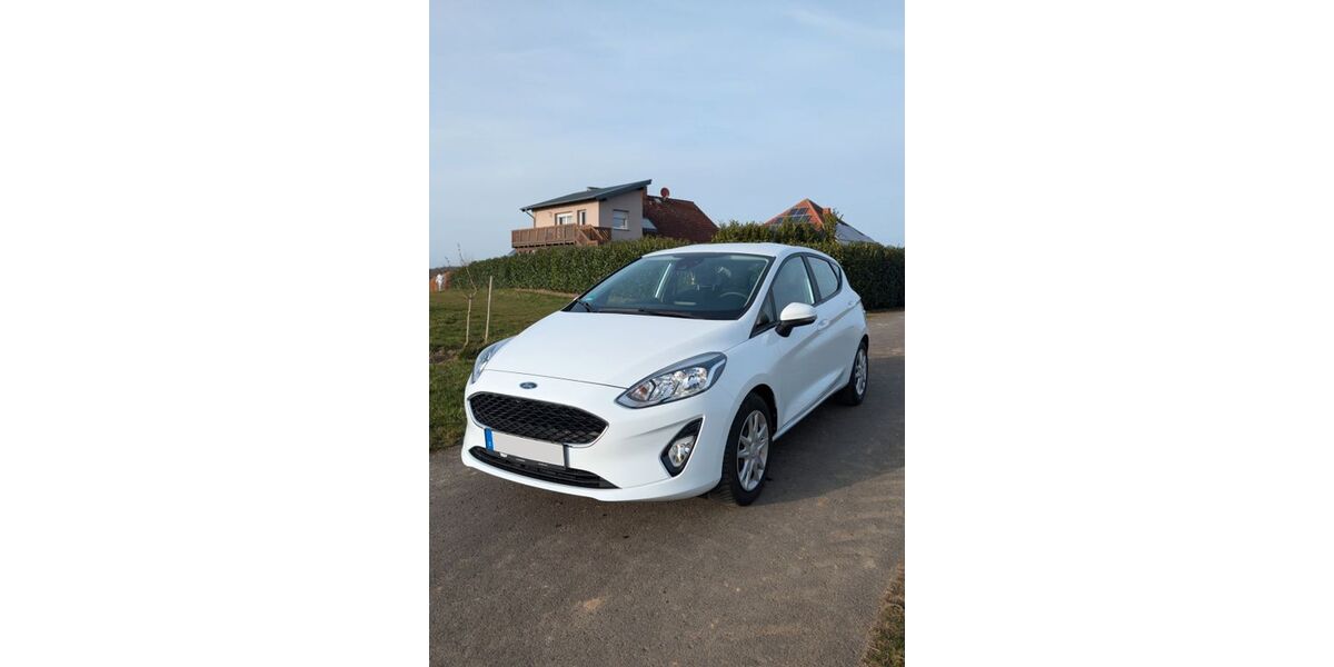 Ford Fiesta 74.000 km 9.300 &euro; Riol 54340