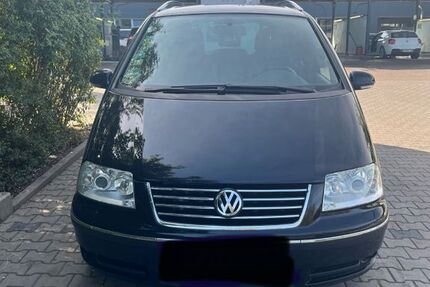 VW Sharan 240.000 km 4.950 € Regensburg 93055