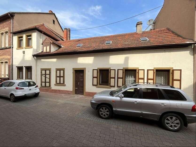 Haus zum Kaufen in Ludwigshafen 249.000 € 106 m²