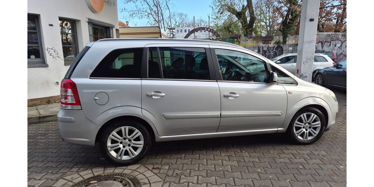 Opel Zafira 173.500 km 3.250 € Berlin 10997