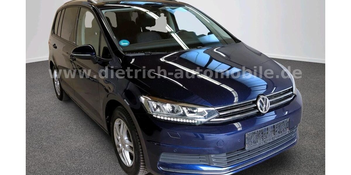 VW Touran 132.919 km 17.590 &euro; Königseggwald 88376