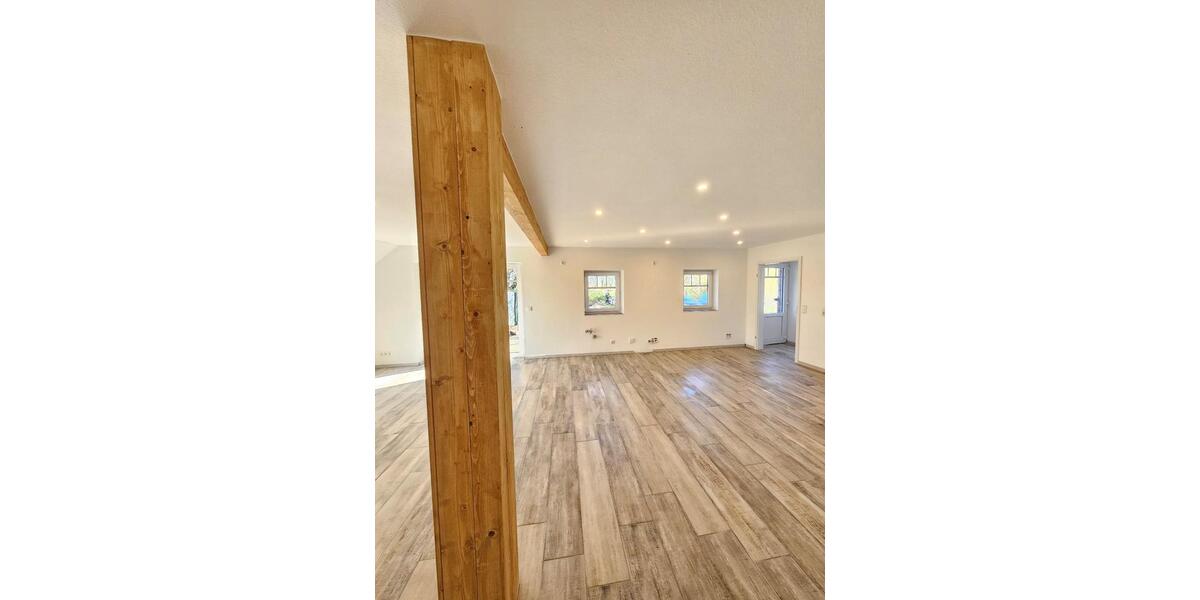 Erdgeschoßwohnung Esens - 1 Zimmer, 76 m&sup2;, 645&euro; | Angebot:26349684