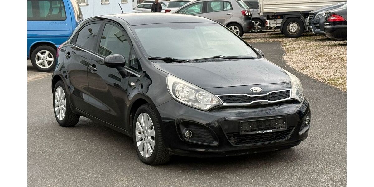 Kia Rio 143.000 km 3.490 &euro; Oberasbach 90522