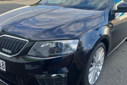 Skoda Octavia 180.000 km 11.900 € Heroldsbach 91336