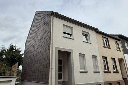 Haus Saarbrücken / Sankt Arnual St Arnual - 7 Zimmer, 150 m&sup2;, 170.000&euro; | Angebot:23985344