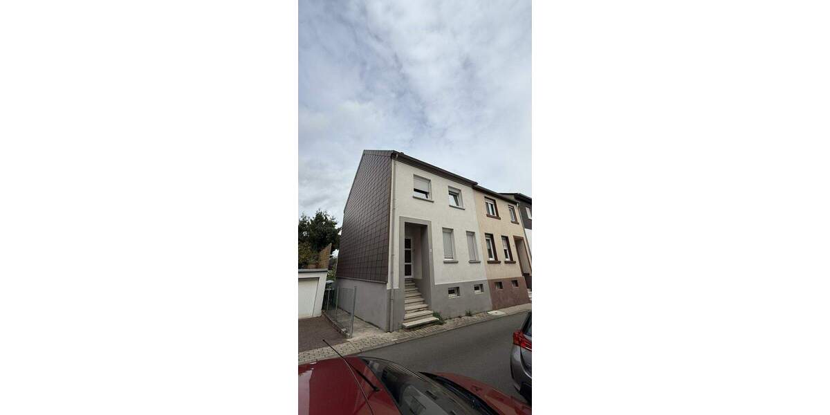 Reihenendhaus Saarbrücken / Sankt Arnual St Arnual - 7 Zimmer, 150 m&sup2;, 170.000&euro; | Angebot:23985344