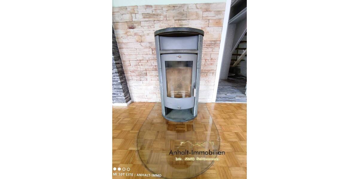 Einfamilienhaus mit Wintergarten, Carport und hübschen Grundstück in Greppin 4 zimmer