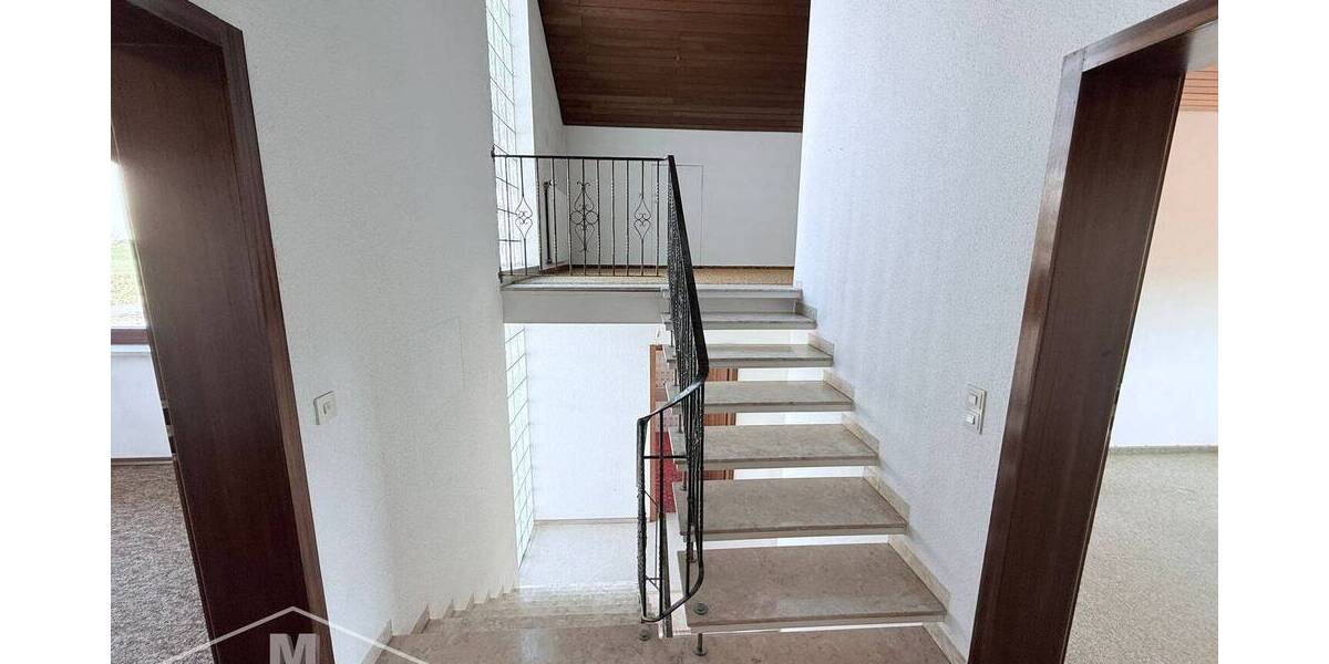 Einfamilienhaus Greding - 6 Zimmer, 124 m&sup2;, 370.000&euro; | Angebot:26037615