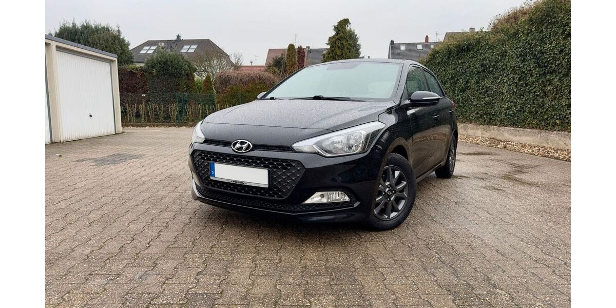 Hyundai i20 110.000 km 9.500 &euro; Viersen 41749