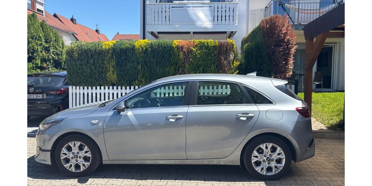 Kia ceed / Ceed 44.000 km 21.400 &euro; Augsburg 86154