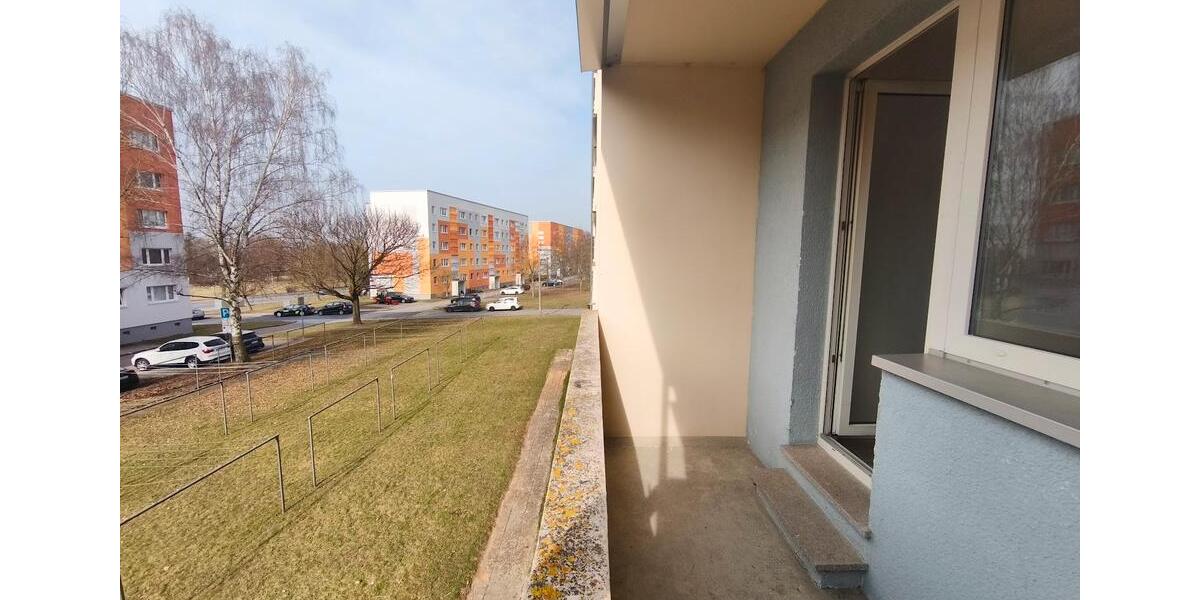 Etagenwohnung Sangerhausen - 4 Zimmer, 72 m&sup2;, 386&euro; | Angebot:25374488