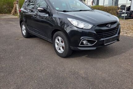 Hyundai ix35 167.000 km 5.900 &euro; Saarlouis 66740