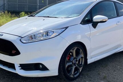 Ford Fiesta 155.250 km 8.299 € Gera 07546