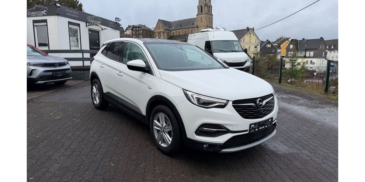 Opel Grandland (X) 189.000 km 11.000 &euro; Betzdorf 57518