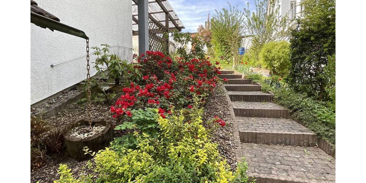 Doppelhaushälfte Bad Kissingen Garitz - 5 Zimmer, 125 m&sup2;, 319.000&euro; | Angebot:25730488