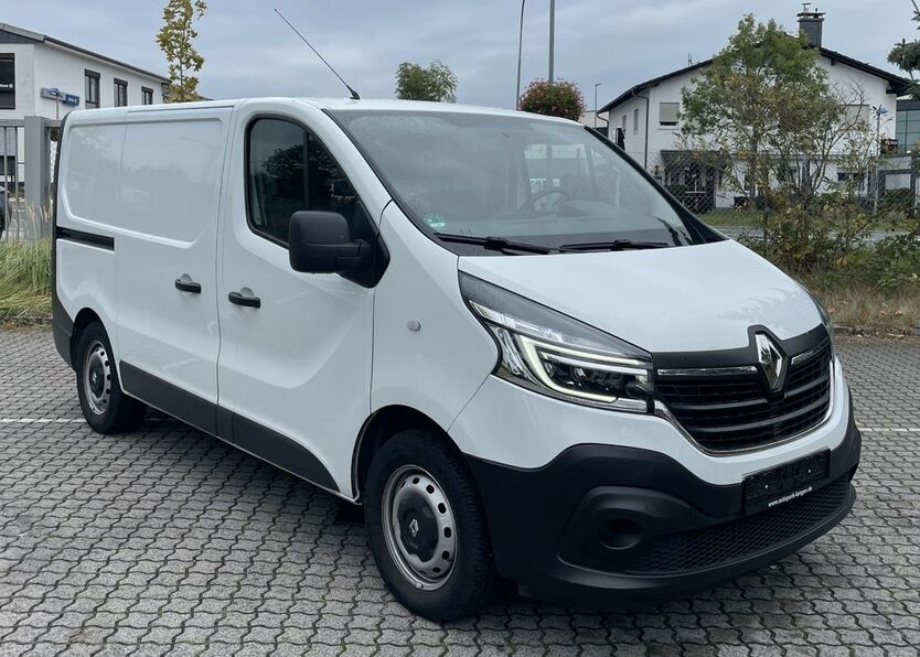 Renault Trafic 61.500 km 15.980 € Langen 63225