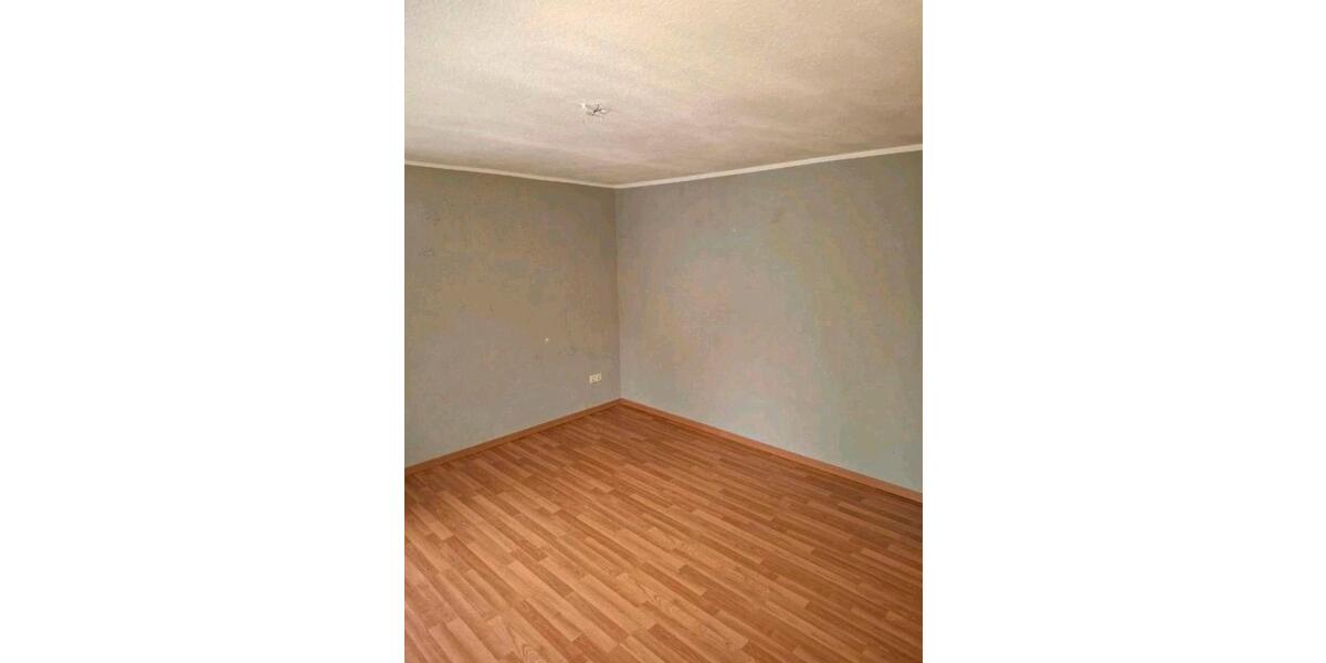 Etagenwohnung Dippoldiswalde - 4 Zimmer, 82 m&sup2;, 856&euro; | Angebot:25991928