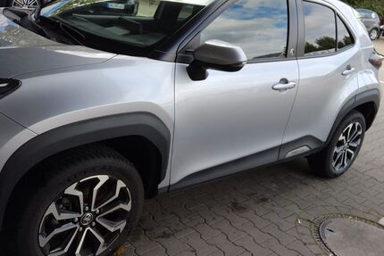 Toyota Yaris Cross 34.000 km 22.500 &euro; Dortmund 44225