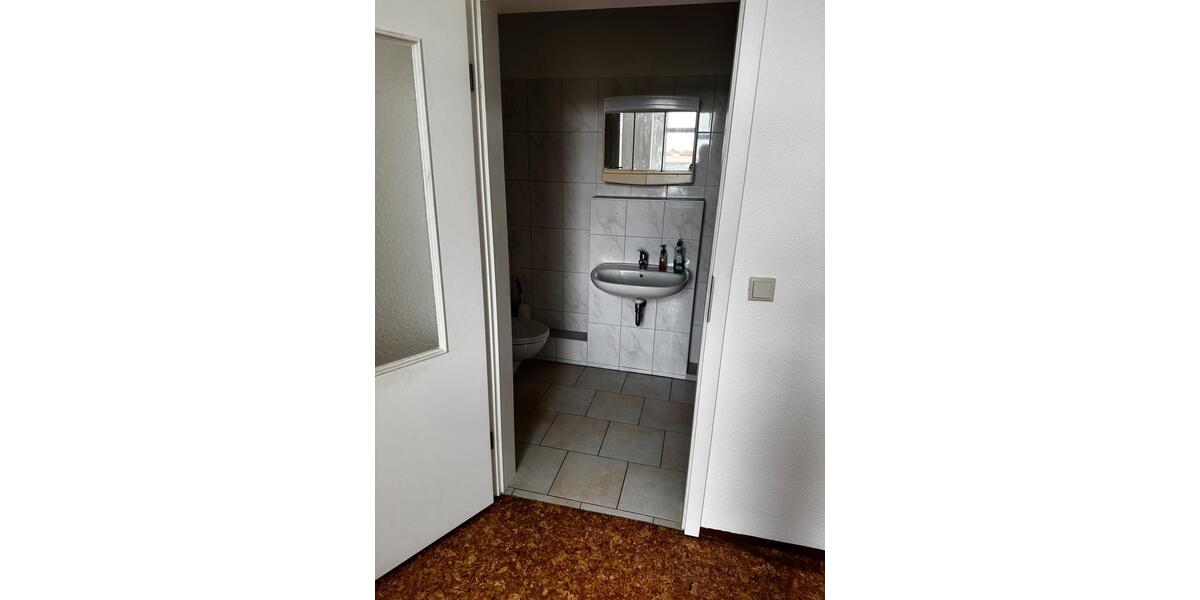 Hochparterre Seegebiet Mansfelder Land - 1 Zimmer, 42 m&sup2;, 490&euro; | Angebot:26162524