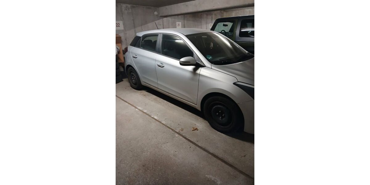 Hyundai i20 50.300 km 8.500 &euro; Balingen 72336